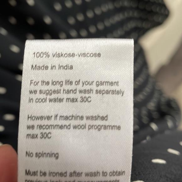 Makai mini dress in excellent condition - Picture 6 of 6